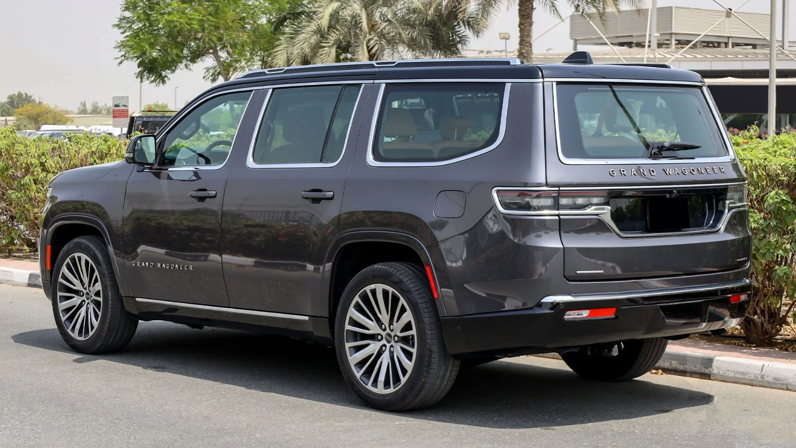 2023 JEEP GRAND WAGONEER PLUS LUXURY Baltic Grey Tupelo 02 1