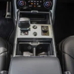 2023 Range Rover SV Negro_08