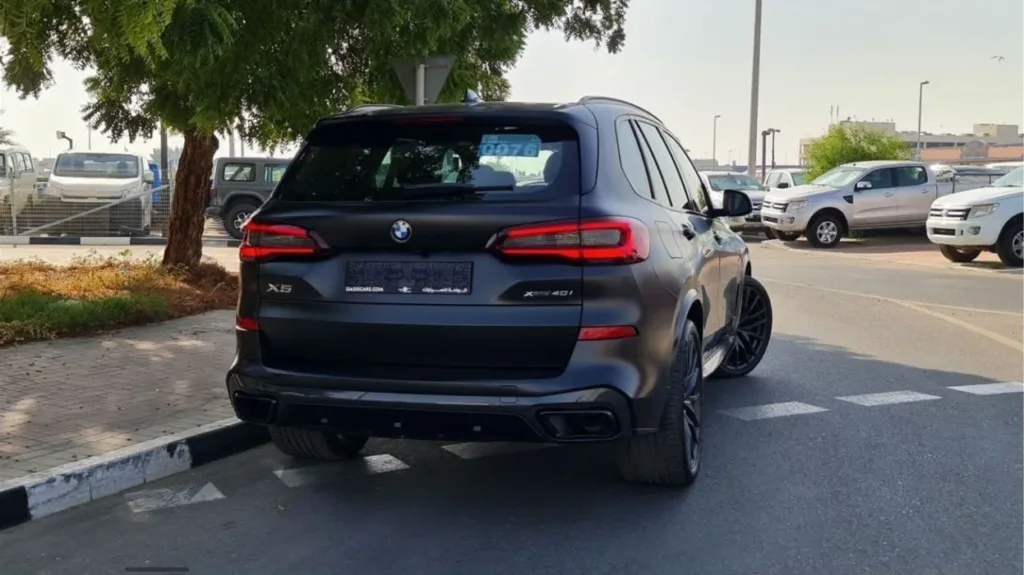 2022 BMW X5 40i Black Matte Vermillion Edition 04