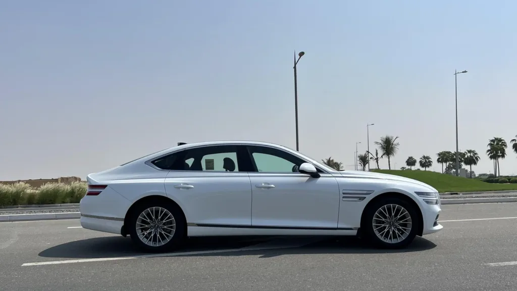 2023 Genesis G80 Royal 2.5L White 05