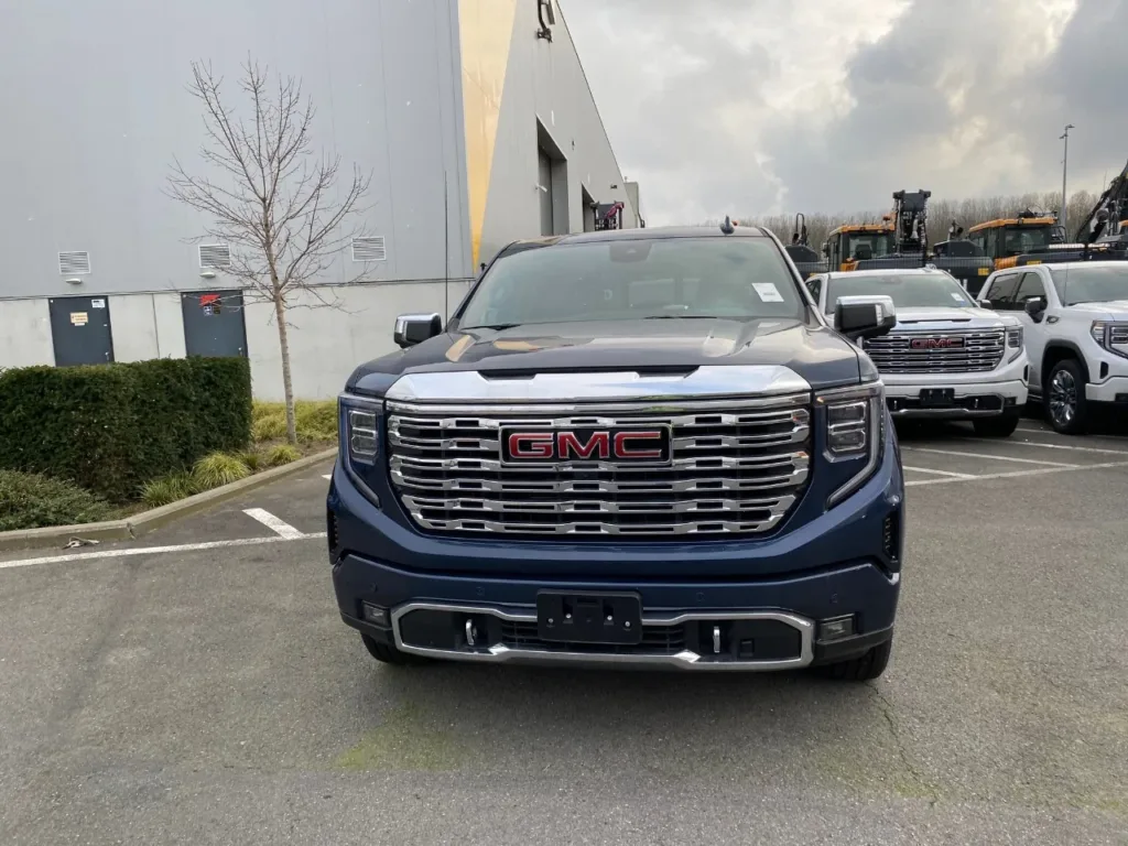 2023 SIERRA 1500 DENALI 4WD 17