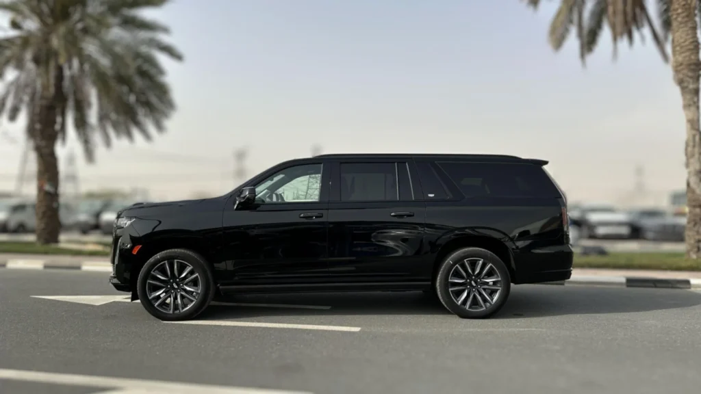 2023 CADILLAC ESCALADE 600 ESV SPORT PLATINUM Black Raven 02 B
